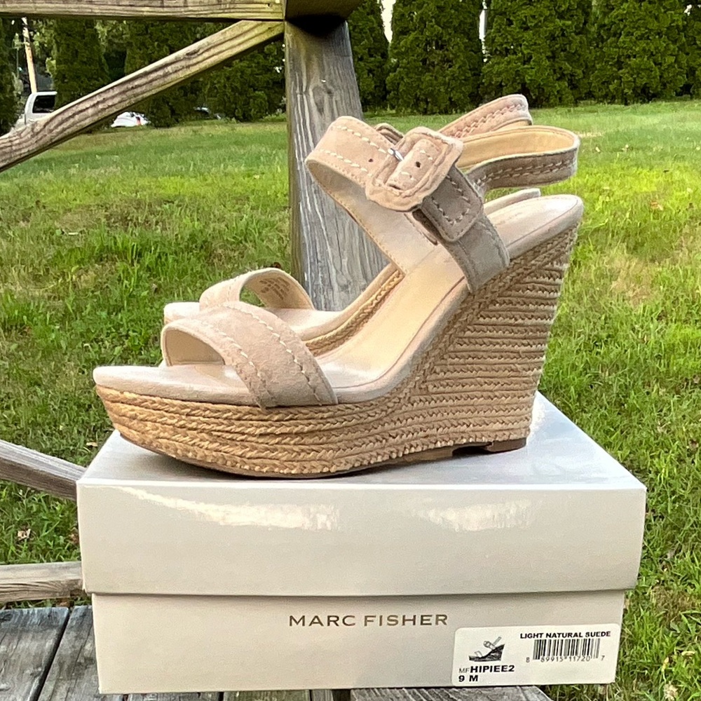 Marc Fisher Hipiee2 platform wedge espadrilles in light natural suede - Picture 7 of 13
